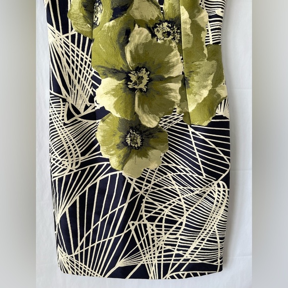 Lafayette 148 Abstract Print/Floral Dress size 6 - Picture 4 of 9